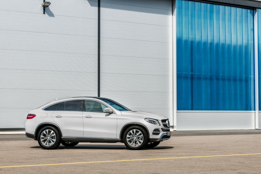  Mercedes-Benz GLE350 d 4Matic Coupe 2015 года  (фото 10 из 17)